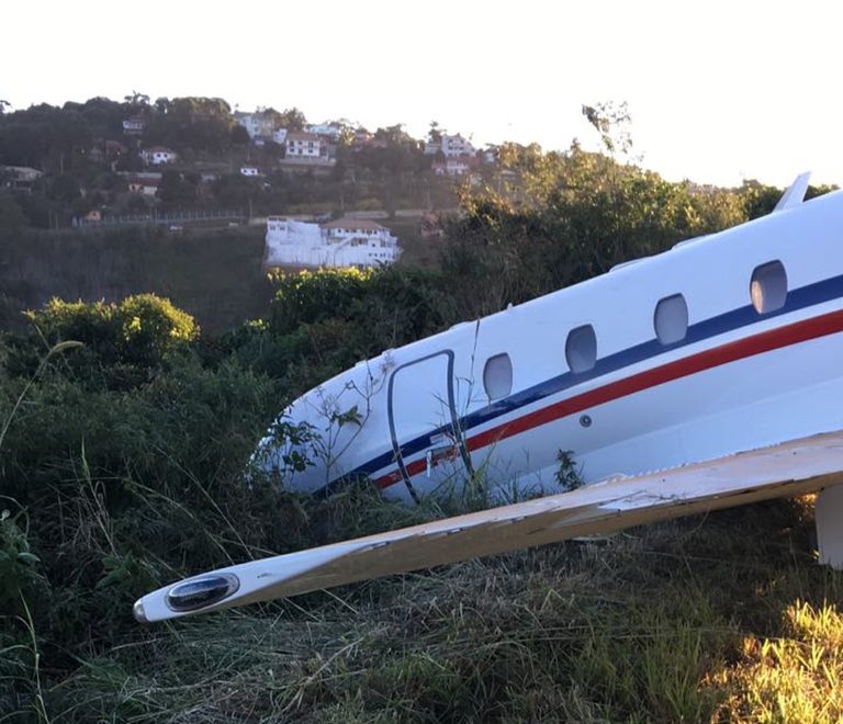 ? Avião com DJ Alok perde controle em decolagem e sai da pista em Juiz de Fora