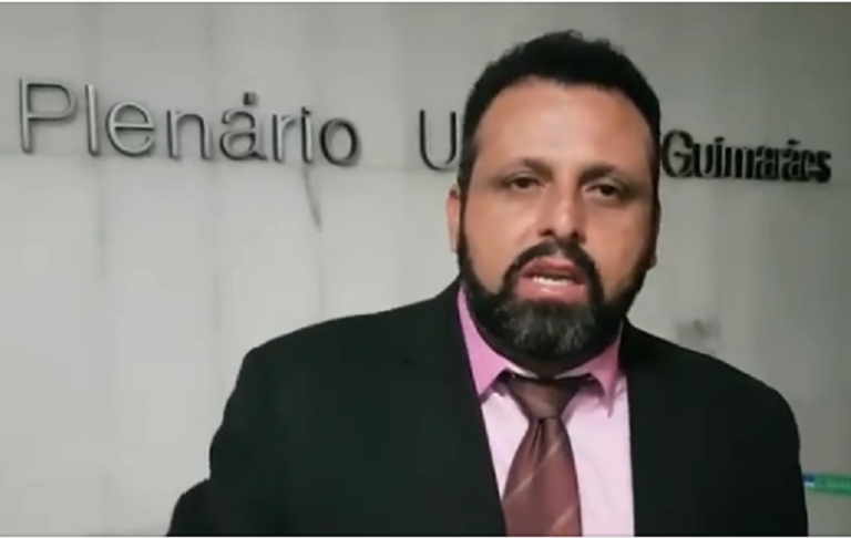 Caminhoneiros insatisfeitos sem ter uma tabela de frete mínimo definida e sem ter marco regulatório aprovado; representantes seguem em Brasília-DF pressionando