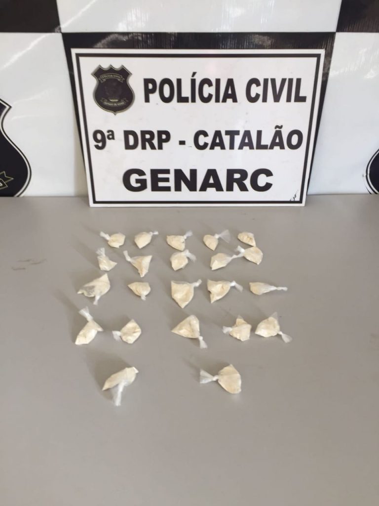 Homem de 33 anos de idade que cumpria pena no semi aberto é preso novamente por tráfico de drogas