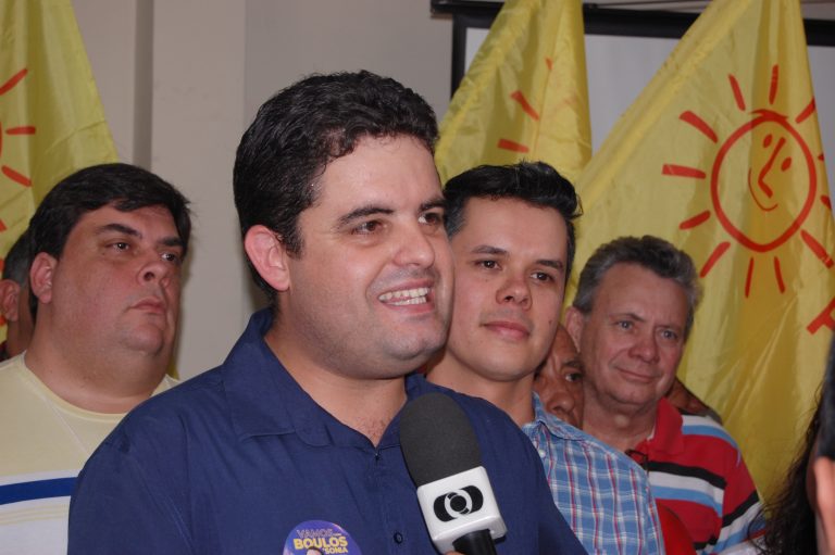 PSOL oficializa candidatura de Professor Weslei Garcia ao governo de Goiás