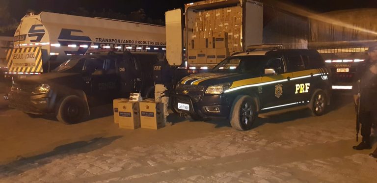PRF apreende aproximadamente 3.500 caixas de cigarro do Paraguai; produtos estavam sendo transportados em três caminhões