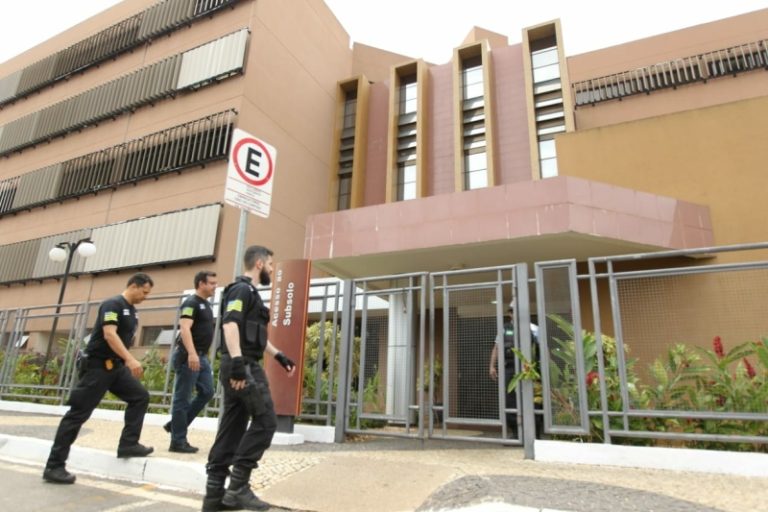 Escândalo: Policiais civis cobravam até R$ 30 mil para não efetuar prisões em Goiânia