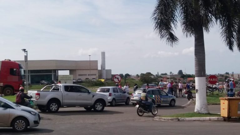 PRF REGISTRA ACIDENTES NOS TREVOS DE ACESSO AOS SETORES CASTELO BRANCO E PONTAL NORTE