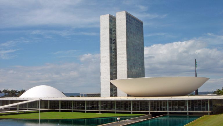 Veja o resultado da eleição para deputado federal em Goiás;  100% das urnas apuradas