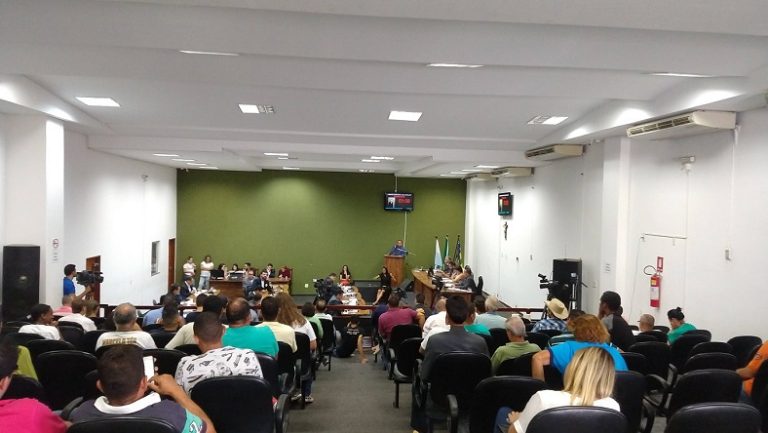 Setor mineral de Catalão foi o principal debate na 41ª Sessão da Câmara Municipal; auditor da prefeitura fez esclarecimentos e vereador Jair Humberto (PROS) fez denúncias de supostos crimes ambientais praticados por empresa mineradora