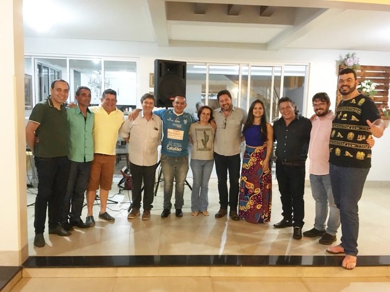 Caçula se reúne com 10 vereadores que apoiam sua candidatura a presidência da Câmara de Catalão; eleição será na próxima terça (18)