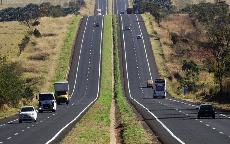 MGO RODOVIAS LIBERA TRÁFEGO DE MAIS 25,6 QUILÔMETROS DE PISTA DUPLA NA BR-050 EM GOIÁS