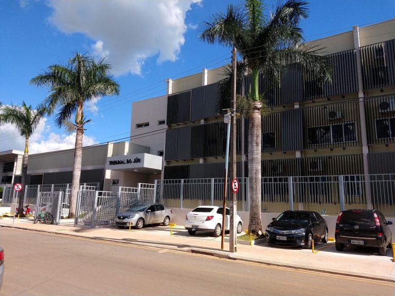 DINHEIRO DA REFORMA E AMPLIAÇÃO DO FÓRUM DE CATALÃO VEIO FUNDESP – PJ E NÃO DA PREFEITURA