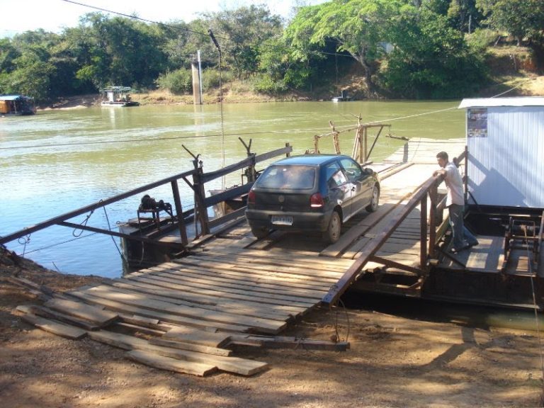 MARINHA DO BRASIL LACRA BALSA DO RIO PARANAÍBA EM DAVINÓPOLIS-GO