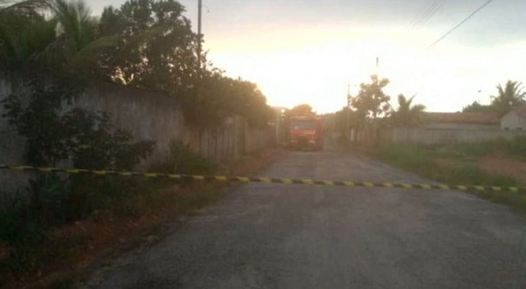 EM IPAMERI, MULHER FICOU FERIDA APÓS SER ATACADA POR ABELHAS; BOMBEIROS DISSE QUE CHAMOU ENEL, MAS FOI IGNORADO PELA COMPANHIA