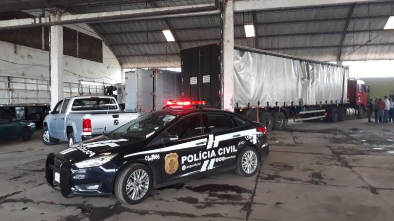 GOIÁS: PRF E DECAR DESARTICULAM QUADRILHA DE ROUBO DE CARGAS