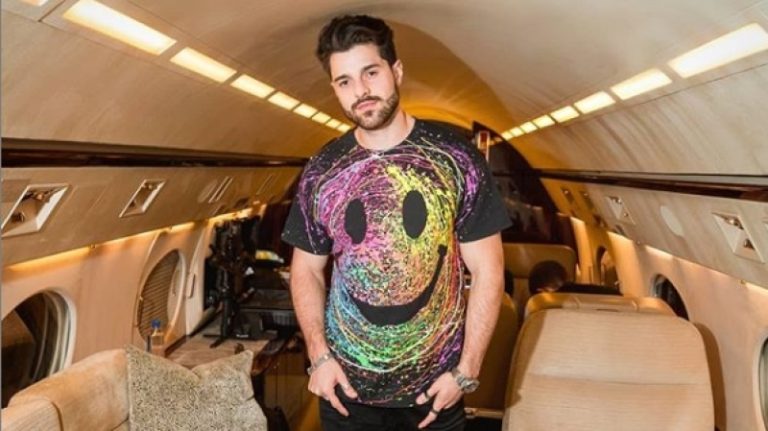 ALOK DOA R$ 30 MIL PARA FÃ PORTADORA DE CRANIOESTENOSE FAZER CIRURGIA