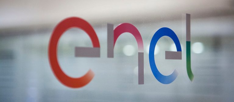 ENEL REALIZA PALESTRAS PARA CONSUMIDORES DE CATALÃO REDUZIREM CONSUMO DE ENERGIA E DE COMO SE CADASTRAREM NA TARIFA SOCIAL; EVENTOS SERÃO NESTA TERÇA (26) E QUARTA-FEIRA (27)