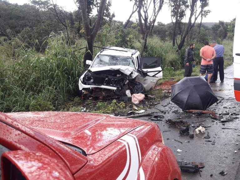 FORMOSA-GO: SETE PESSOAS FICARAM FERIDAS EM UM GRAVE ACIDENTE NA BR 020, INCLUINDO UMA CRIANÇA DE 04 ANOS DE IDADE