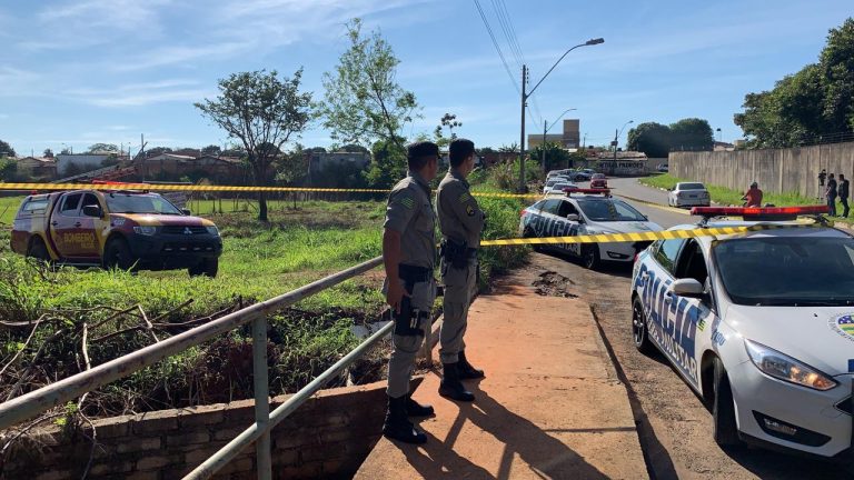 NO DIA DAS MÃES, CORPO DE BEBÊ É ENCONTRADO DENTRO DE SACOLA EM GOIÂNIA