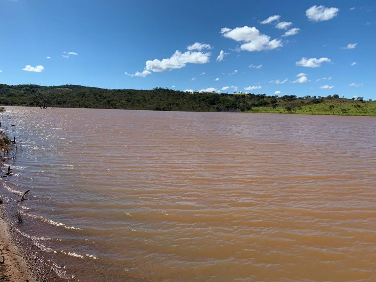 SUPERINTENDE DA SAE DISSE EM ENTREVISTA NA RÁDIO CULTURA FM, QUE MATÉRIA ORGÂNICA NO FUNDO DE RESERVATÓRIO MUDOU A COLORAÇÃO DA ÁGUA; QUEIXA DE MORADORES AINDA CONTINUAM