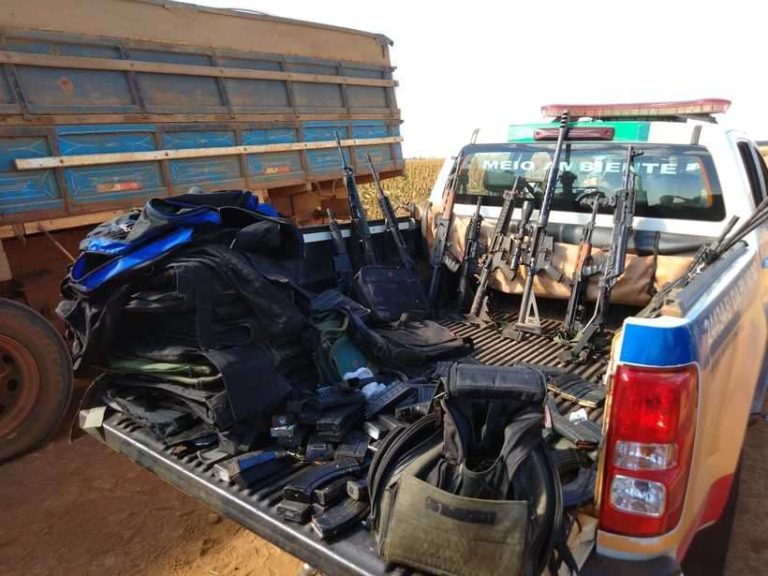 UBERABA-MG: POLICIAIS LIBERAM REFÉNS E PRENDEM DEZ CRIMINOSOS