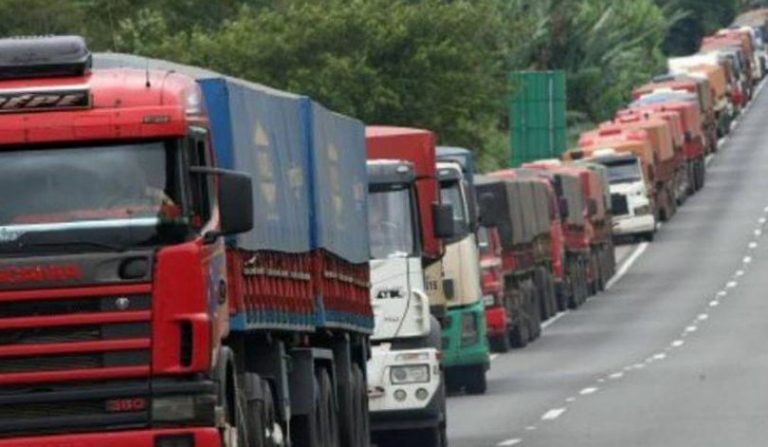 ACORDO COM CAMINHONEIROS DEVE SER FECHADO NA PRÓXIMA SEMANA, DIZ MINISTRO