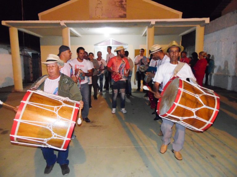 ALVORADA MARCA O INÍCIO DA TRADICIONAL FESTA EM LOUVOR A NOSSA SENHORA DO ROSÁRIO DE TRÊS RANCHOS; PROGRAMAÇÃO VAI ATÉ DIA 21 DE JULHO