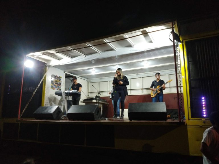 FEIRINHA DO BAIRRO CASTELO BRANCO COMEMOROU SEIS ANOS