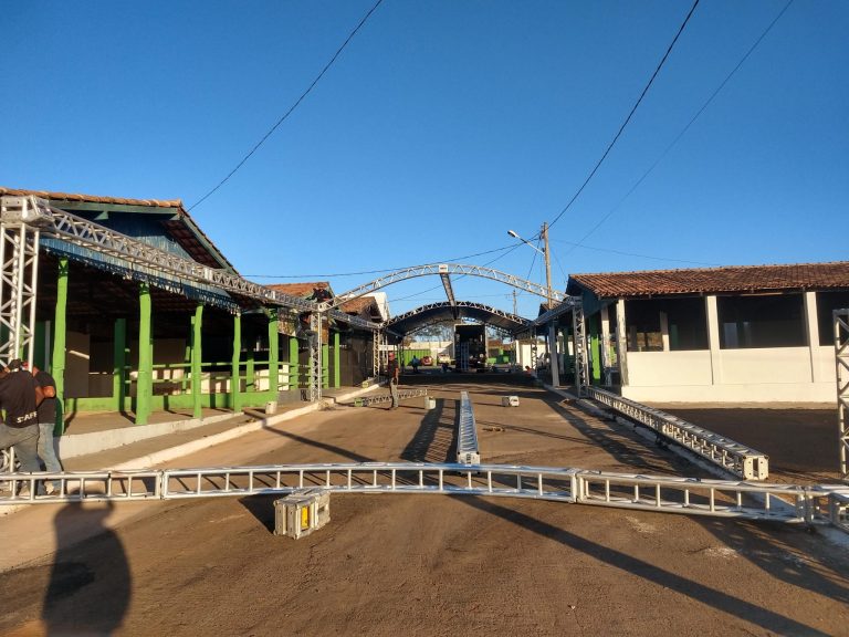 PARQUE DE DIVERSÕES ITA PARK SERÁ UMA DAS PRINCIPAIS NOVIDADES NA EXPO CATALÃO 2019; MONTAGEM DAS ESTRUTURAS ESTÃO BEM ADIANTADAS