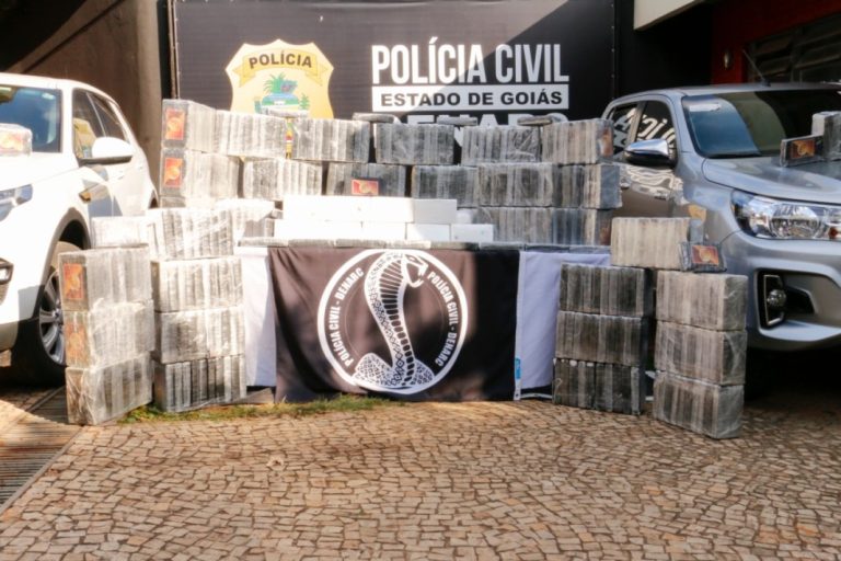 OPERAÇÃO PURO SANGUE: DENARC DESARTICULA ORGANIZAÇÃO CRIMINOSA RESPONSÁVEL POR TRAZER DROGAS PARA GOIÁS; DUAS AERONAVES FORAM APREENDIDAS