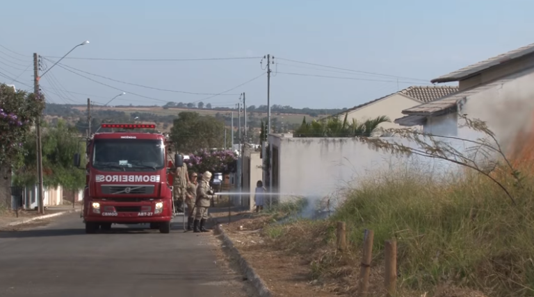 EM CATALÃO, QUEIMADAS AUMENTARAM CERCA DE 30% NOS ÚLTIMOS MESES; BOMBEIROS AFIRMAM QUE FORAM MAIS DE 200 OCORRÊNCIAS EM APENAS DOIS MESES
