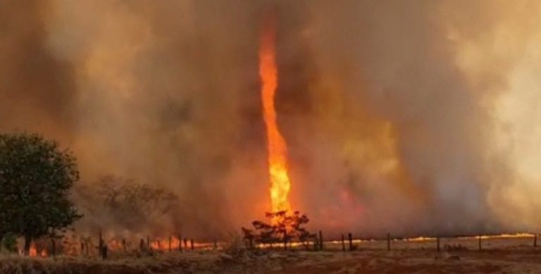 EM DOIS DIAS, DOIS ‘REDEMOINHOS DE FOGO’ FORAM REGISTRADOS EM SANTA HELENA DE GOIÁS