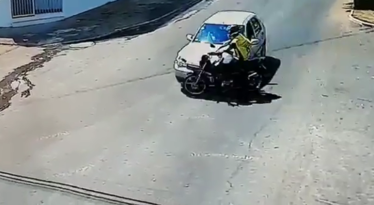 MOTOCICLISTA DE 37 ANOS DE IDADE FICA FERIDO EM ACIDENTE DO BAIRRO VILA MARGON; VEJA O VÍDEO NO BLOG DO BADIINHO