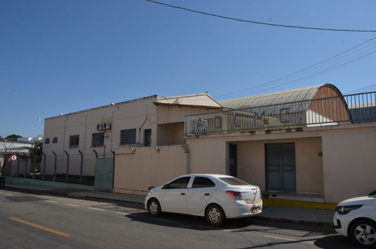 PREFEITURA LANÇARÁ REFORMA DO ANTIGO CLUBE DA MINERAÇÃO ONDE FUNCIONARÁ O CENTRO DE CONVIVÊNCIA DA 3ª IDADE