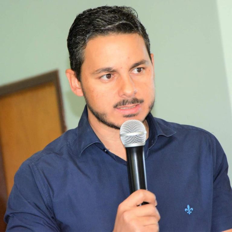 PREFEITO DE TRÊS RANCHOS, HUGO DELEON (PSDB), FAZ BALANÇO DE SUA GESTÃO; LEIA A ENTREVISTA NO BLOG DO BADIINHO