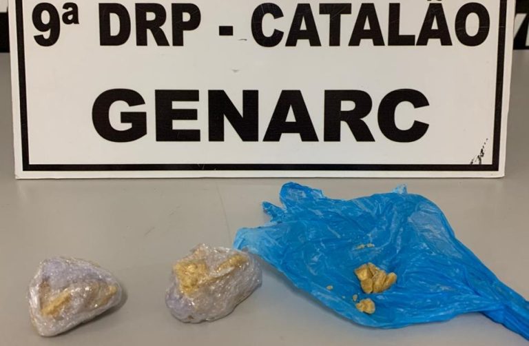 EM CATALÃO, HOMEM DE 55 ANOS DE IDADE FOI PRESO PELO GERNAC VENDENDO PEDRAS DE CRACK