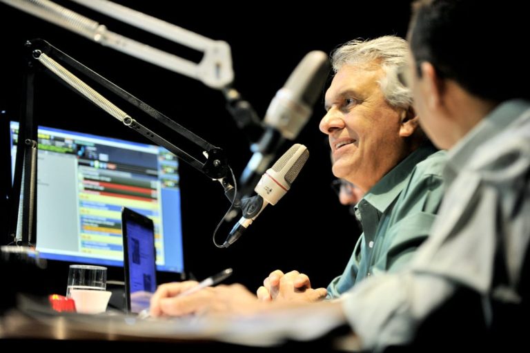 GOVERNADOR RONALDO CAIADO PROMETE SANCIONAR, DE IMEDIATO, PROJETO QUE AUTORIZA SUSPENDER CONCESSÃO DA ENEL