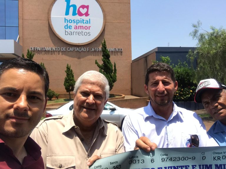 PREFEITO DE TRÊS RANCHOS ACOMPANHA ENTREGA DE DOAÇÃO PARA O HOSPITAL DE AMOR DE BARRETOS