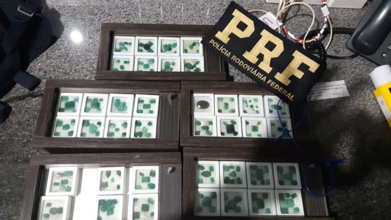 RIO VERDE: PRF APREENDE CARGA DE PEDRAS PRECIOSAS AVALIADA EM CERCA DE R$ 5 MILHÕES