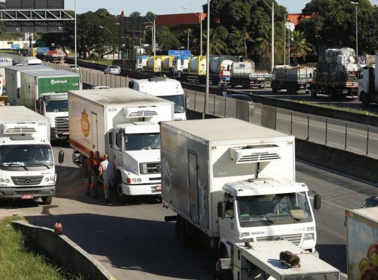 ANTT REPUBLICA TABELA DE FRETE E INCLUI PEDÁGIO NO CÁLCULO DO PREÇO MÍNIMO