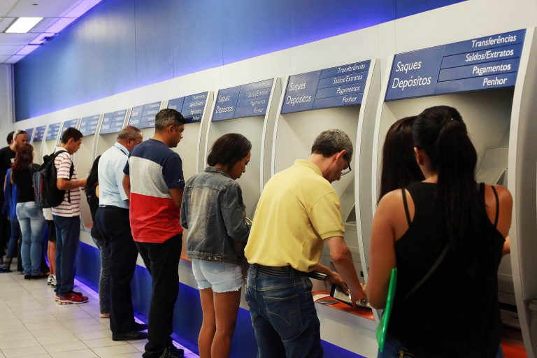 NASCIDOS EM SETEMBRO E OUTUBRO SEM CONTA NA CAIXA PODEM SACAR FGTS