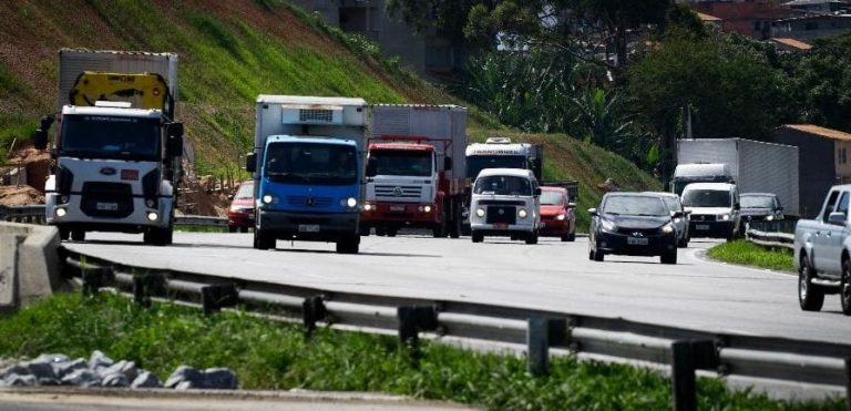 SITUAÇÃO ESTÁ SOB CONTROLE, DIZ MINISTRO, SOBRE CAMINHONEIROS