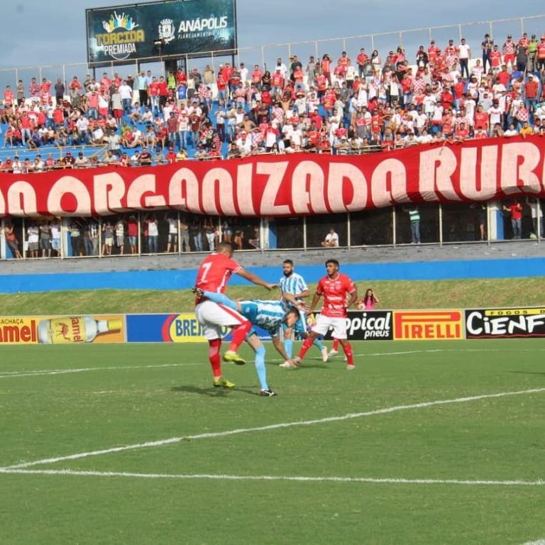 COM GOL DE PÊNALTI, CRAC DE CATALÃO VENCE NO JONAS DUARTE, EM ANÁPOLIS, E DEIXA ANAPOLINA NA LANTERNA