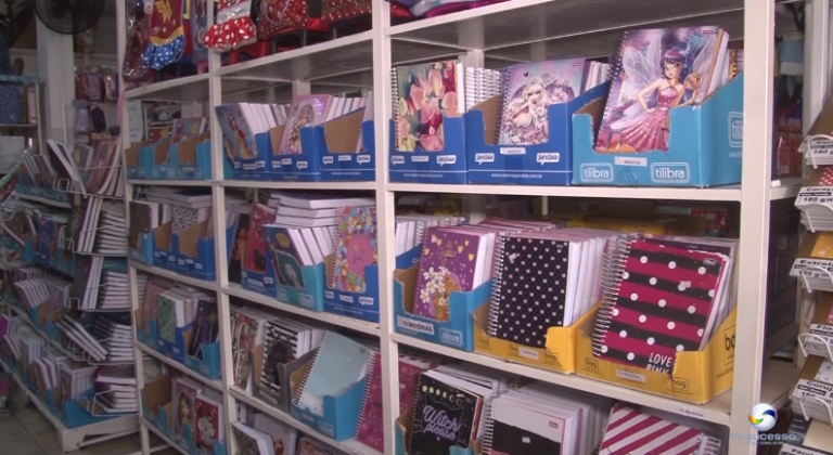 PROCON DE CATALÃO DIVULGA PESQUISA DE MATERIAL ESCOLAR; RELATÓRIO APONTA QUE PREÇOS PODEM OSCILAR ATÉ MAIS DE 630%