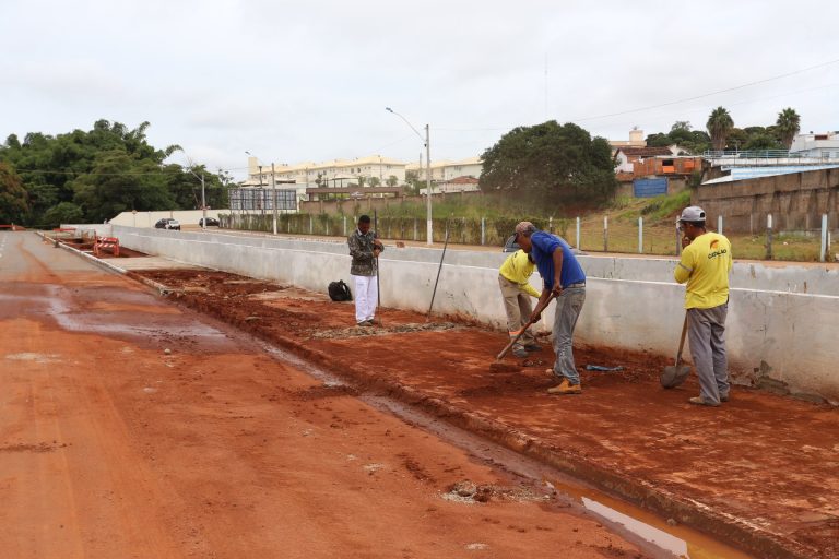 5 MILHÕES DE REAIS, É A ESTIMATIVA QUE A PREFEITURA DE CATALÃO FAZ PARA RECUPERAR ESTRAGOS CAUSADOS PELO TEMPORAL