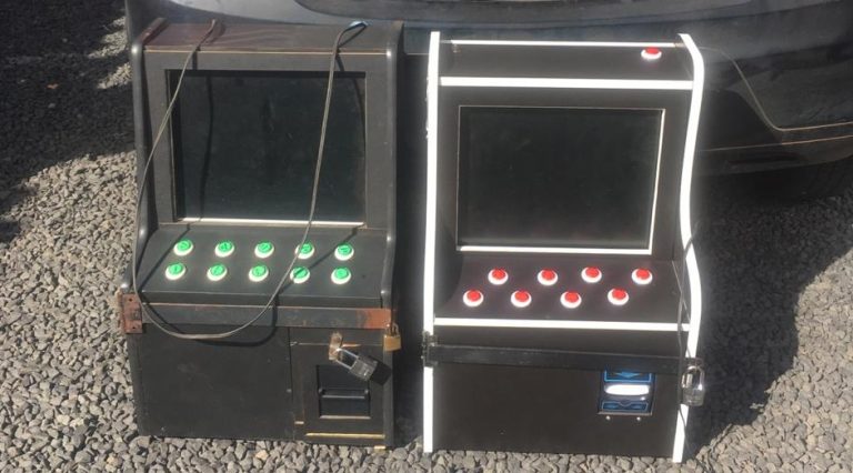 POLÍCIA CIVIL DE CATALÃO FECHA CASA DE JOGO DE AZAR NO BAIRRO DAS AMÉRICAS