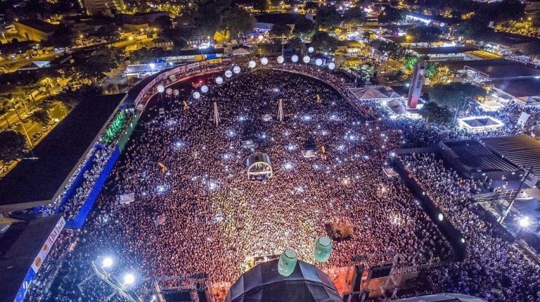 PECUÁRIA DE GOIÂNIA É ADIADA POR TEMPO INDETERMINADO; BARES E RESTAURANTES DA CAPITAL TAMBÉM FICARÃO FECHADOS