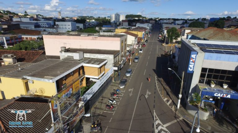 EM GOIÁS, 70% DAS ATIVIDADES ECONÔMICAS DEVEM SER RETOMADAS; TENDÊNCIA É QUE BARES E RESTAURANTES TAMBÉM ABRAM AS PORTAS, MAS COM RESTRIÇÕES