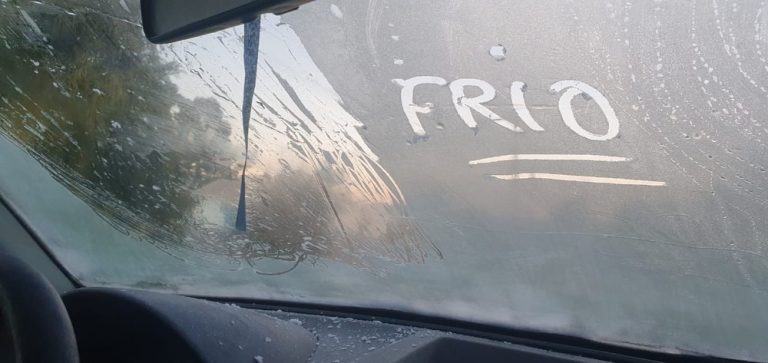 PREPAREM OS AGASALHOS: FRENTE FRIA SE APROXIMA DA REGIÃO CENTRO SUL DE GOIÁS E MASSA POLAR PROVOCARÁ QUEDA ACENTUADA DA TEMPERATURA