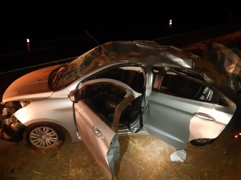 TAMANDUÁ BANDEIRA CAUSA CAPOTAMENTO NA BR 050 ENTRE CATALÃO E CAMPO ALEGRE DE GOIÁS