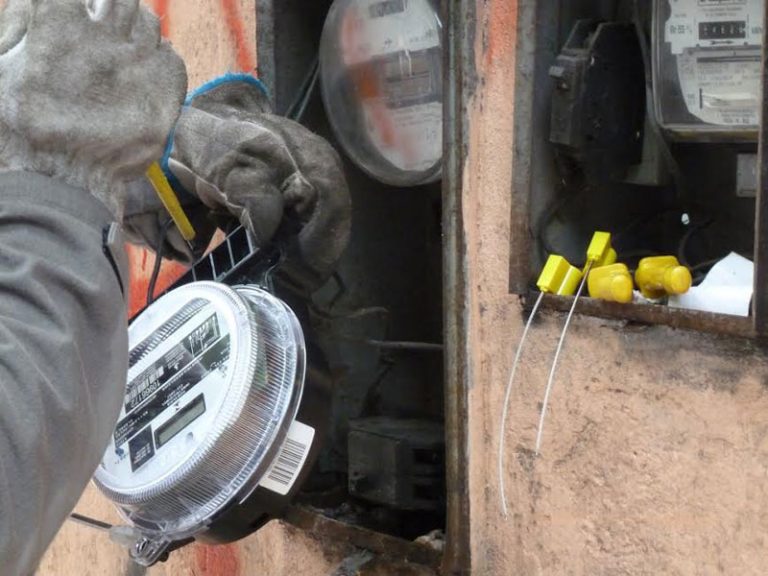 PRORROGADA ATÉ 31 DE JULHO, RESOLUÇÃO QUE PROÍBE CORTES DE ENERGIAS PARA CONSUMIDORES DAS ZONAS UBARNA E RURAL