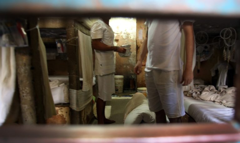 AO MENOS 32,5 MIL PRESOS FORAM COLOCADOS EM LIBERDADE DEVIDO À PANDEMIA, APONTA CNJ