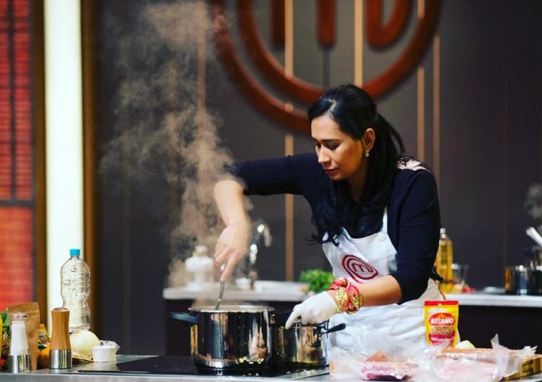 CATALANA DE CORAÇÃO, A BAIANA CLÁUDIA ALVES, PARTICIPARÁ DA NOVA TEMPORADA DO PROGRAMA MASTERCHEF BRASIL DA TV BAND; ESTREIA É NA TERÇA-FEIRA (14/07)