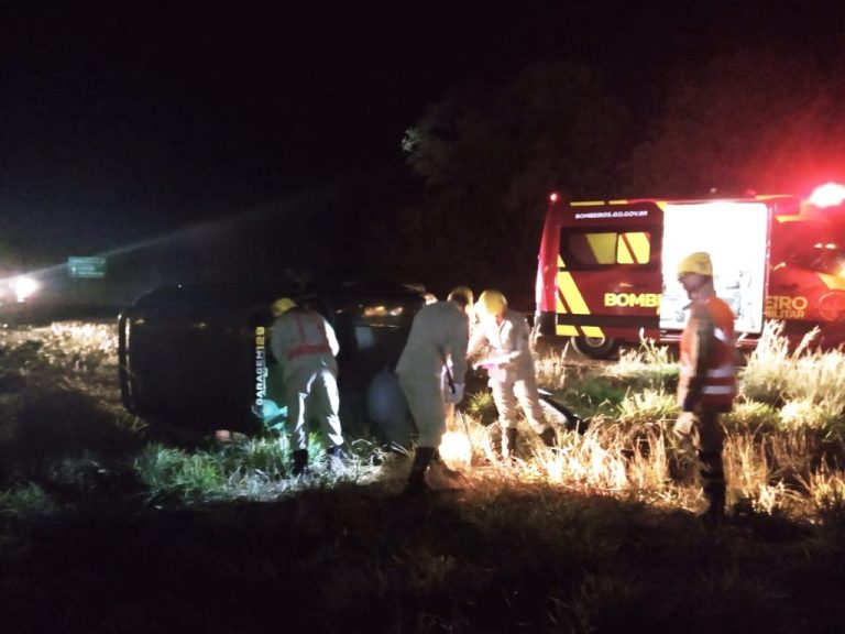 SEMANA COMEÇA ACIDENTE FATAL: MOTORISTA DE 34 ANOS MORRE EM GRAVE ACIDENTE NA GO 330, TREVO DE ACESSO AO PORTAL DO LAGO